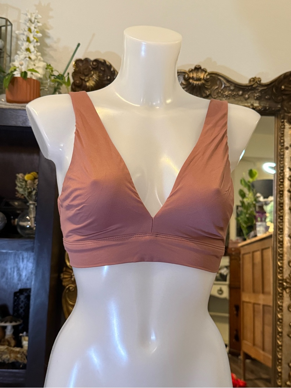 Victoria's Secret Rose deep-v Neck Bralette